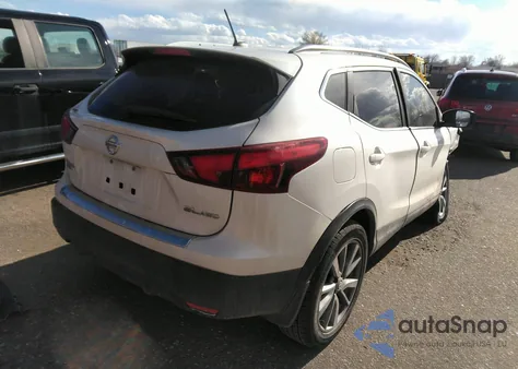 2017 Nissan Rogue Sport S из США, поврежденный, VIN JN1BJ1CR4HW122863